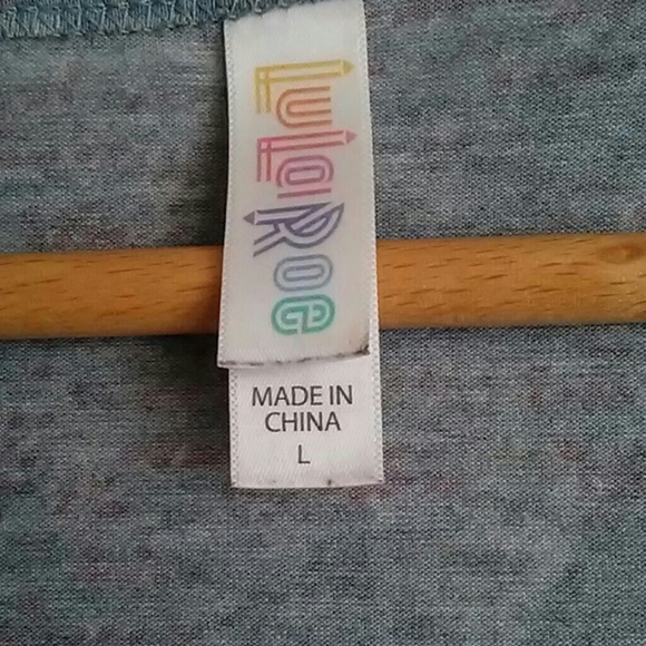 Lularoe Classic T - Picture 3 of 3